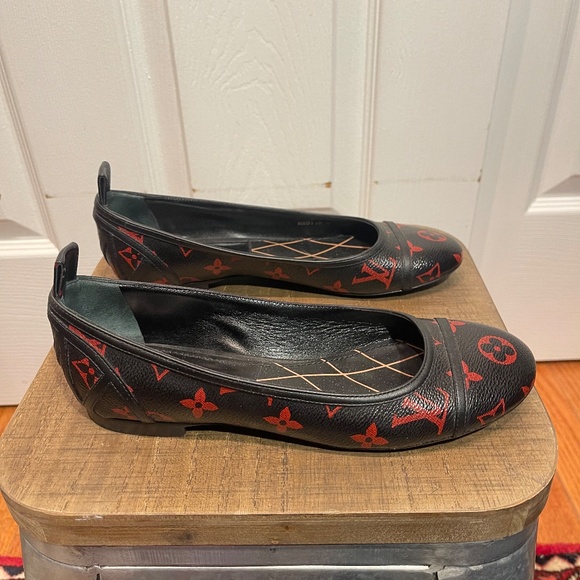LOUIS VUITTON BLACK RED MONOGRAM REVIVAL BALLERINA FLAT SHOES 36.5 - Picture 6 of 12